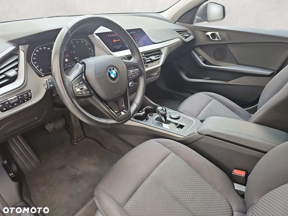 BMW Seria 1 - 11