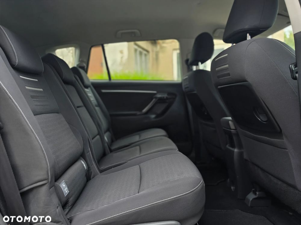 Toyota Verso - 28