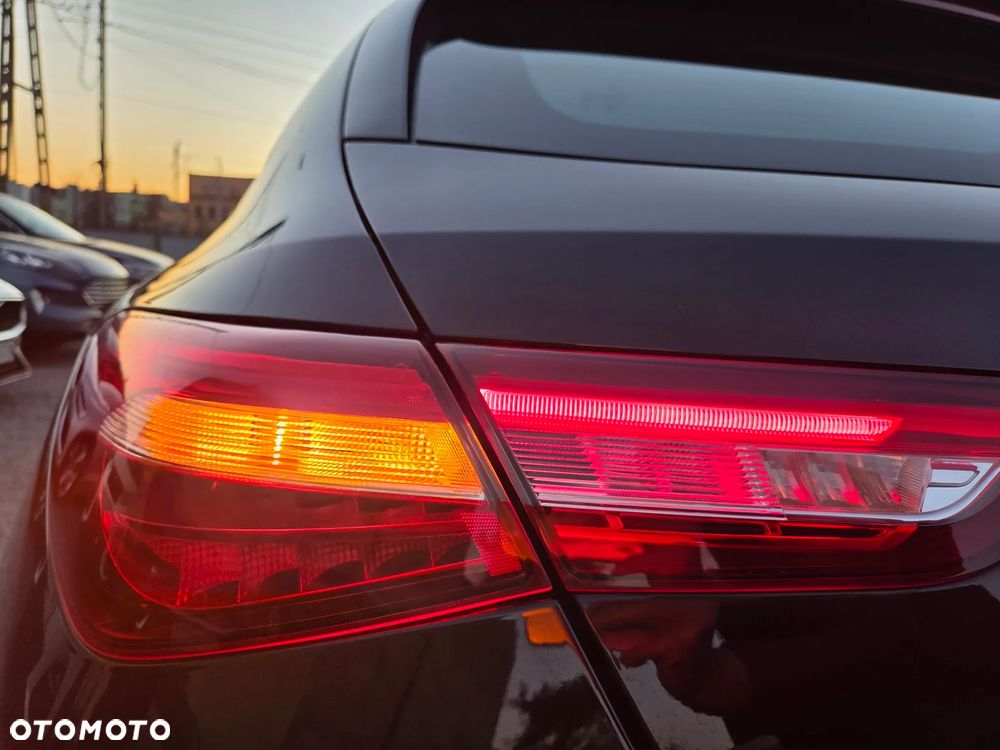 Mercedes-Benz CLA 180 d 8G-DCT - 32