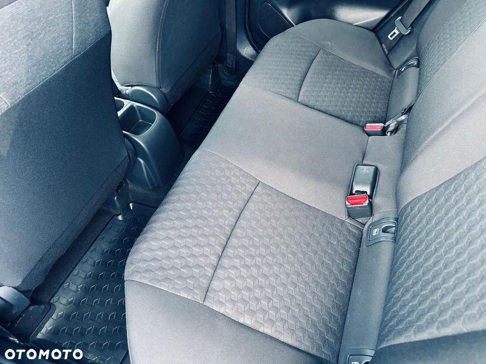 Toyota Yaris 1.5 Comfort - 13