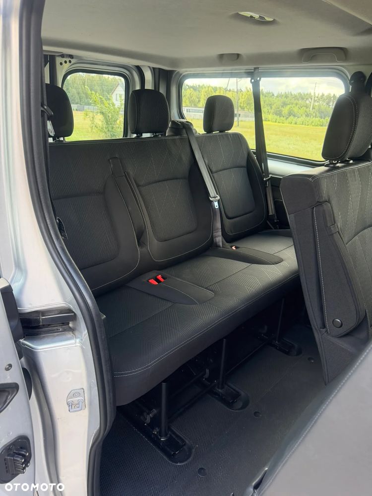 Nissan NV300 - 16