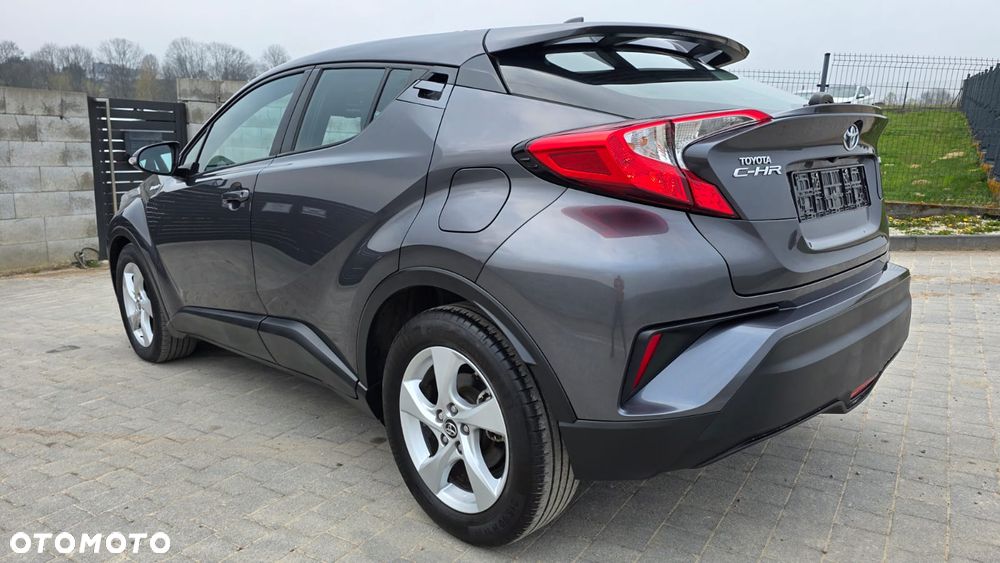 Toyota C-HR - 6