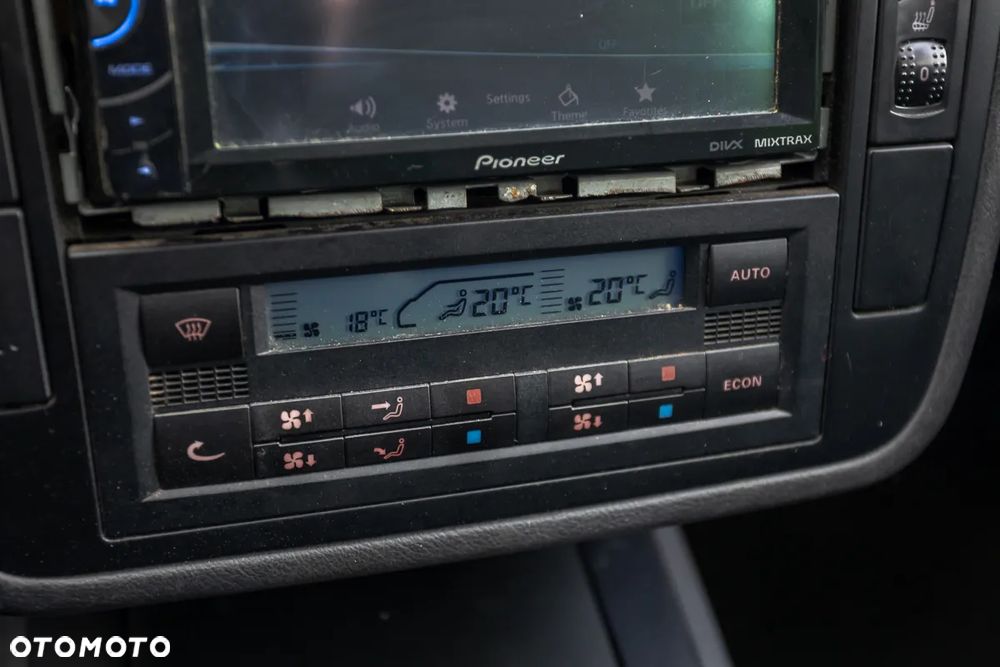 Volkswagen Sharan 1.9 TDI - 29