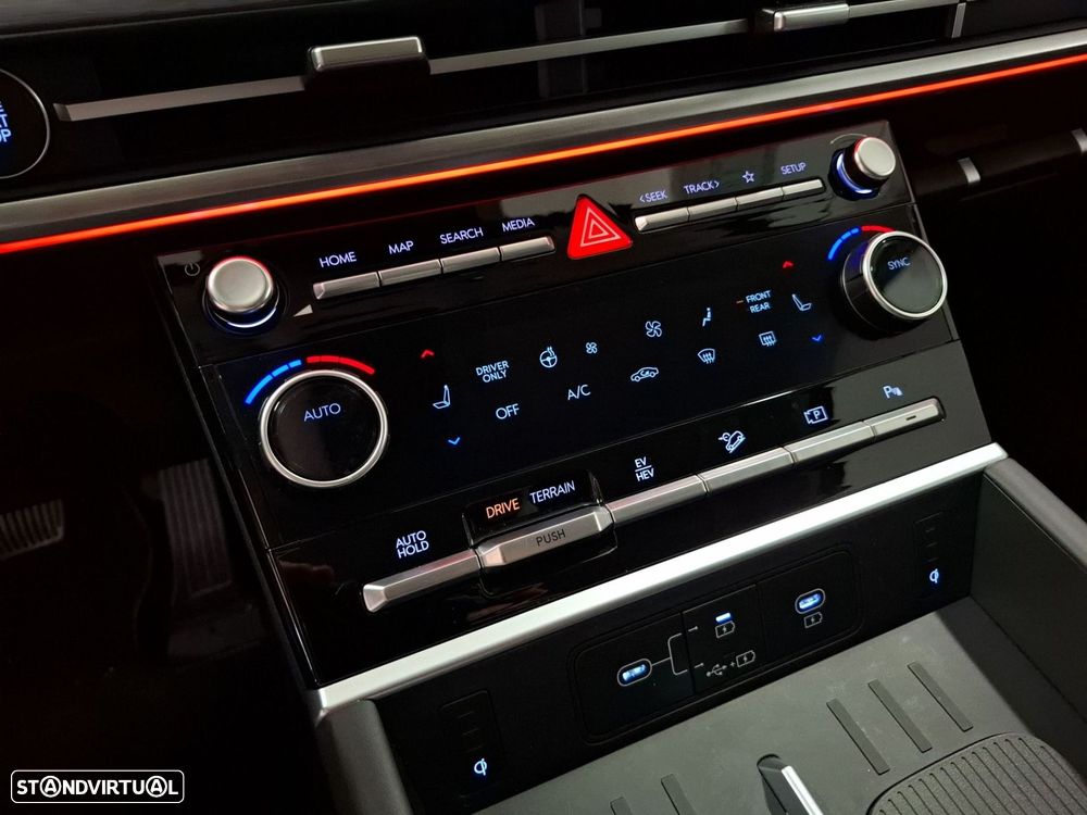 Hyundai Santa Fe 1.6 T-GDI PHEV Calligraphy Pack - 22