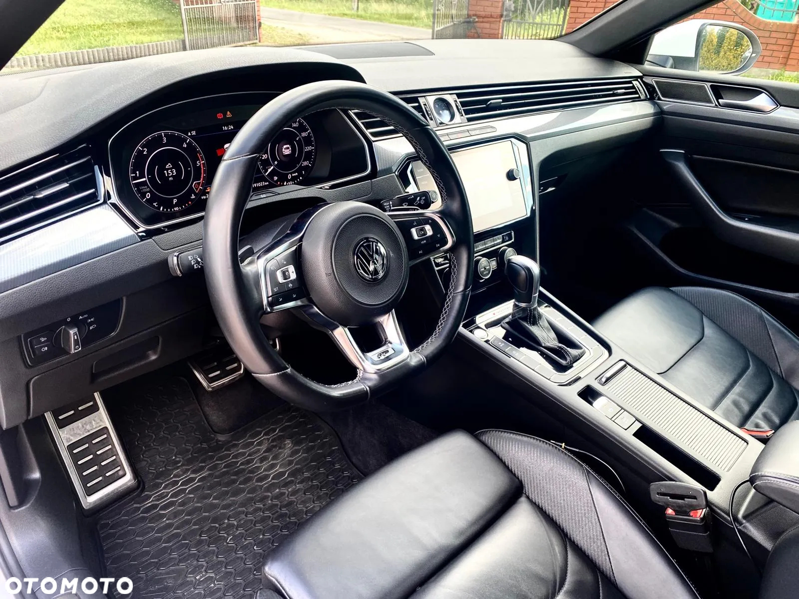 Volkswagen Arteon 2.0 TDI 4Motion SCR R-Line Edition DSG - 10