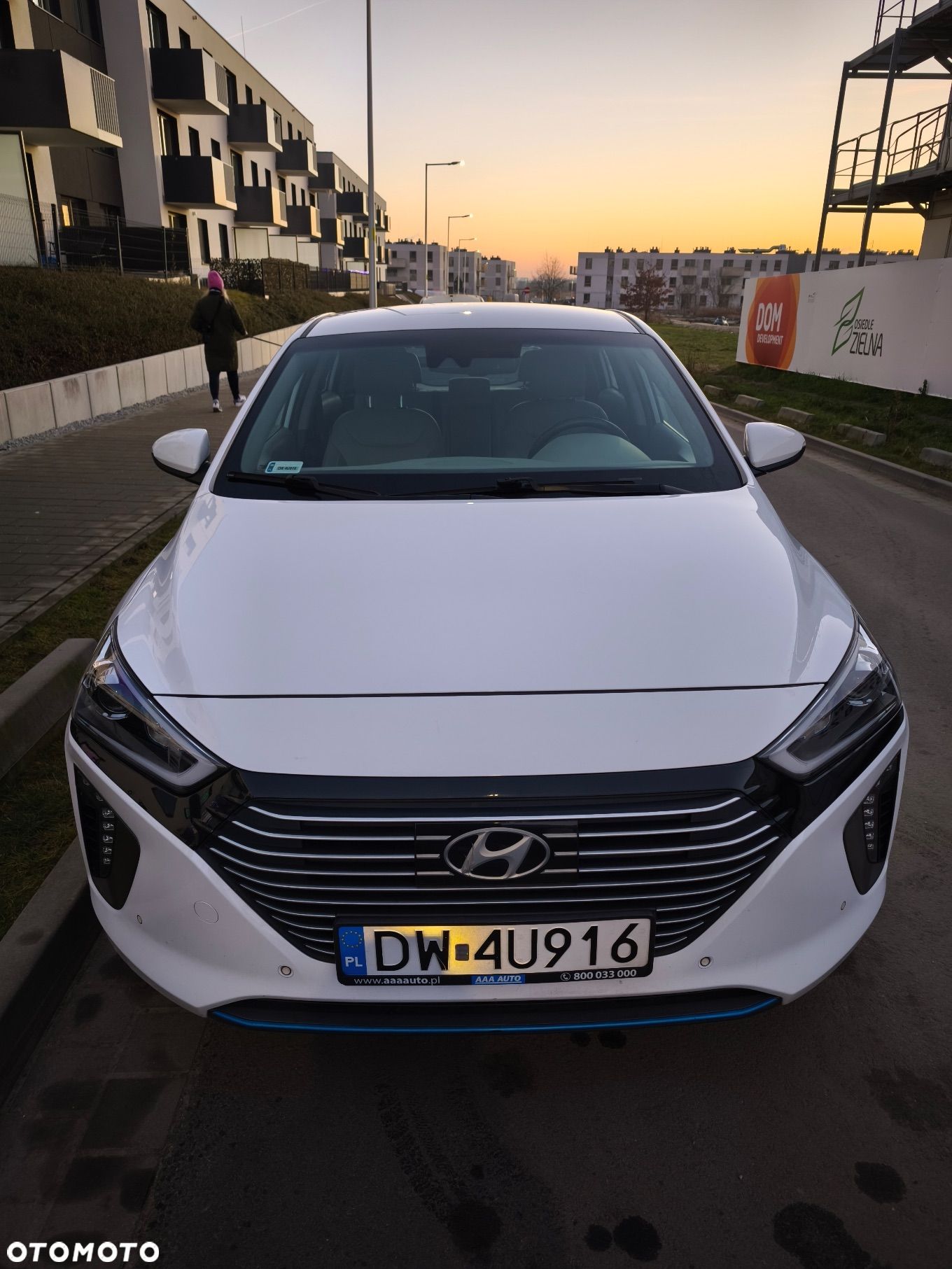 Hyundai IONIQ ver-hybrid-platinum - 1