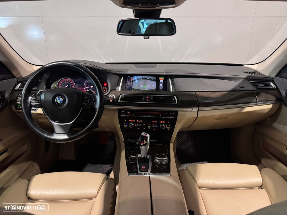 BMW 740 d - 29