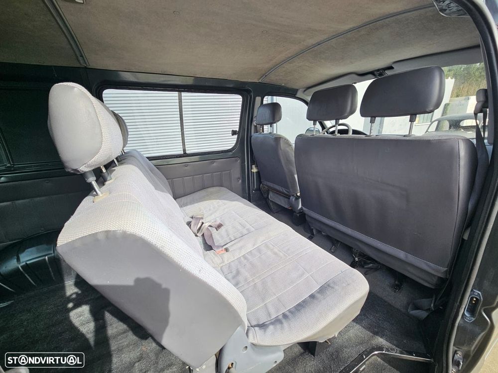 Toyota HiAce 2.4 D LXH12LG - 20