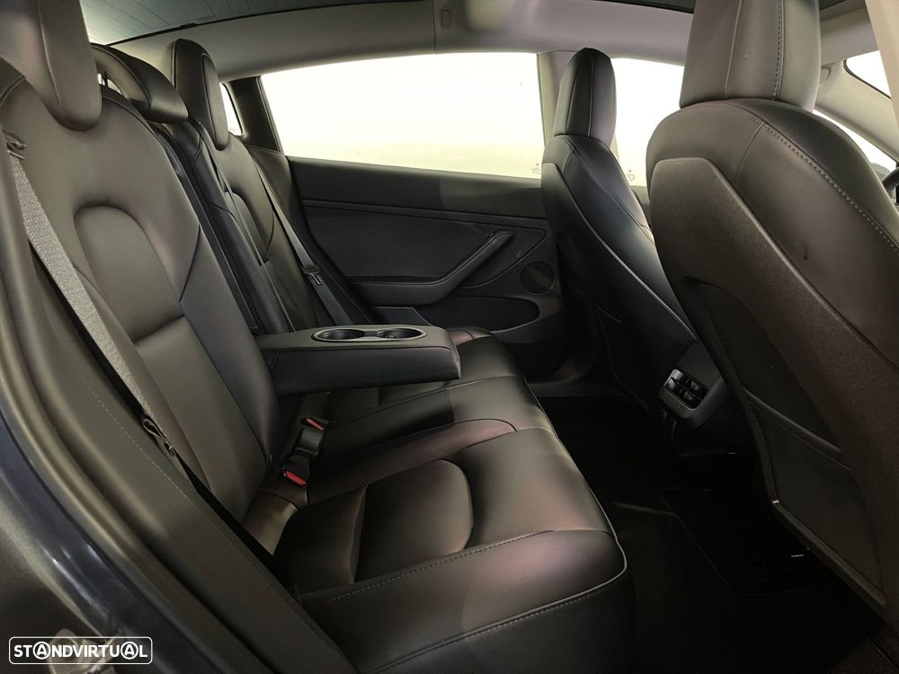 Tesla Model 3 Standard Range Plus RWD - 18