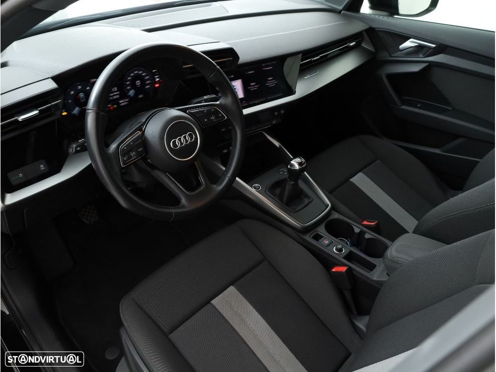 Audi A3 Limousine 30 TDI - 22