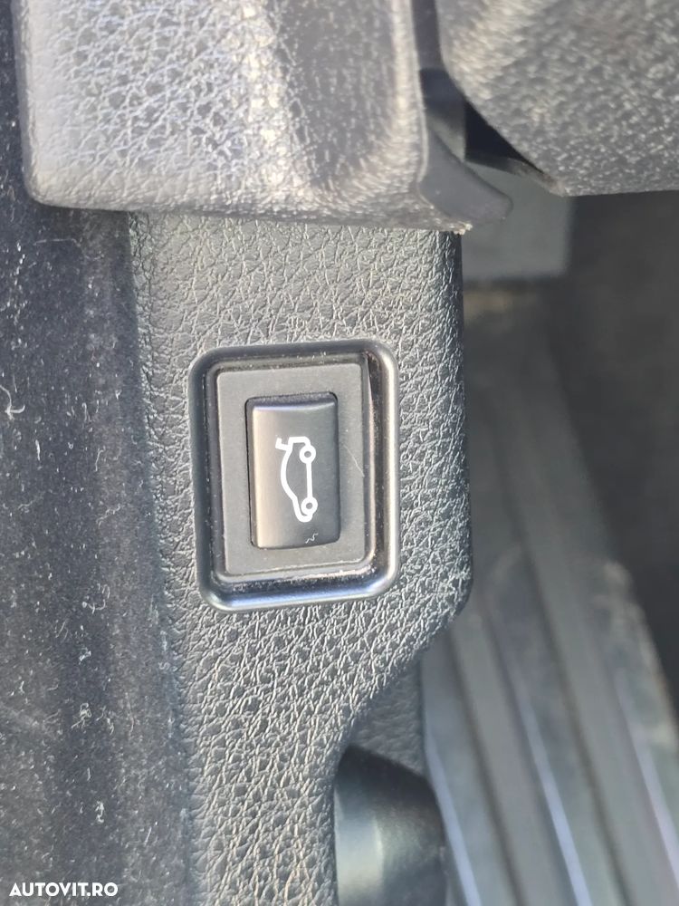 BMW Seria 5 520d Aut. - 17