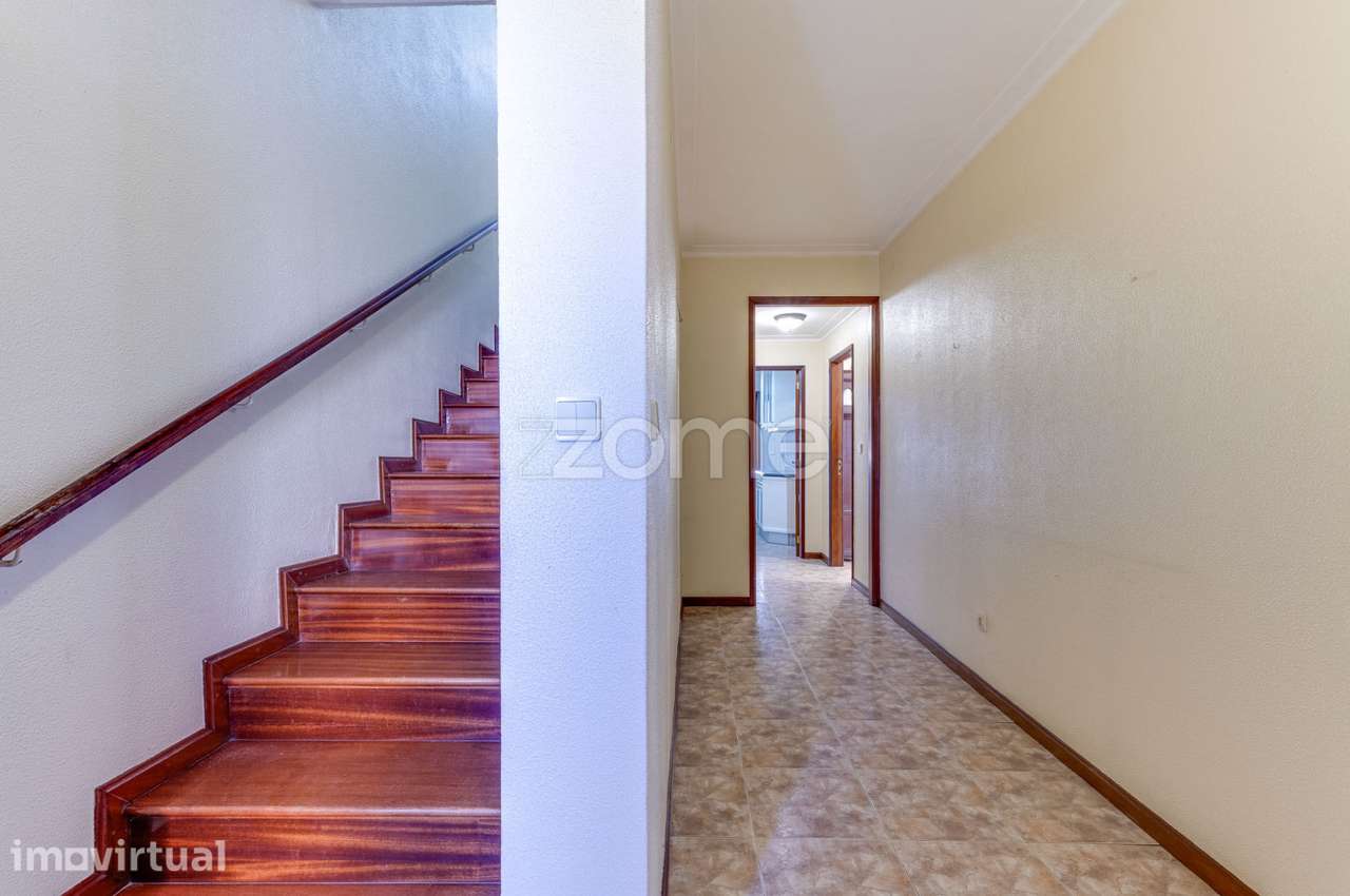 Moradia T3 de 3 frentes em Valbom - Gondomar - 1,7km Freixo, Porto - Grande imagem: 5/58