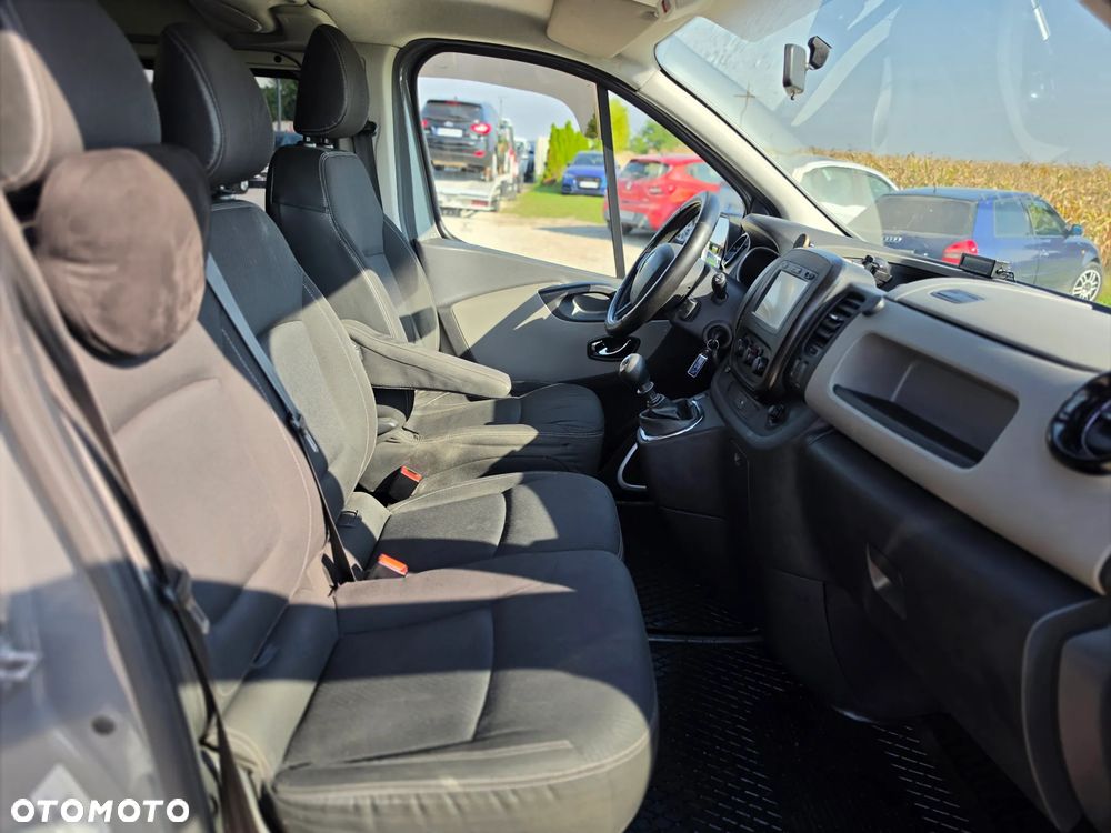 Renault Trafic - 19