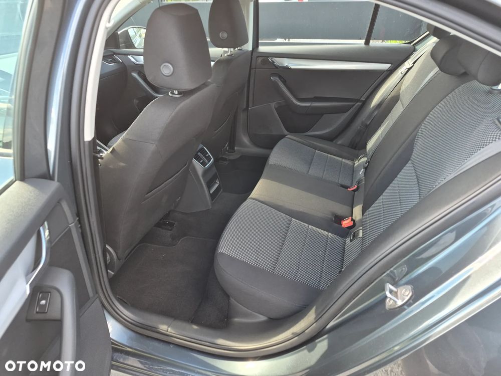 Skoda Octavia 1.6 TDI Green tec Elegance - 25