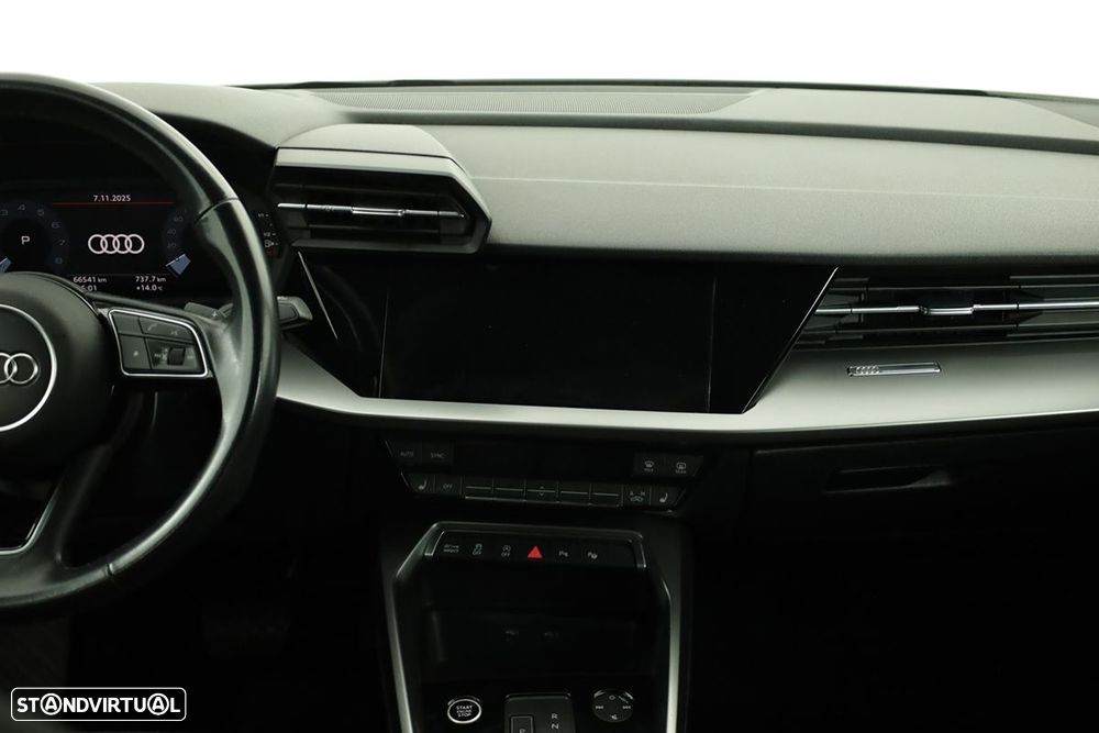 Audi A3 Sportback 30 TFSI S tronic - 9