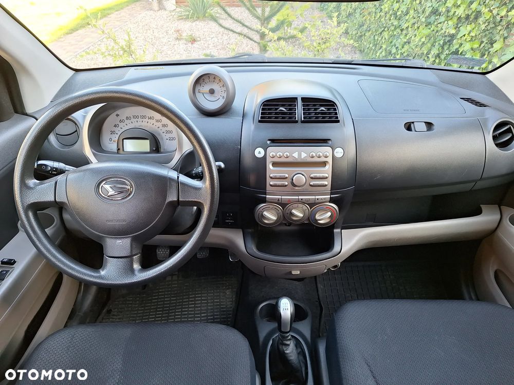 Daihatsu Sirion 1.3 - 15