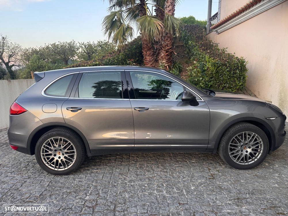 Porsche Cayenne 3.0 V6 - 1