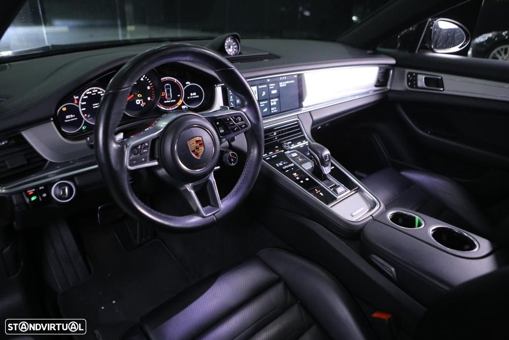 Porsche Panamera 4 S - 8
