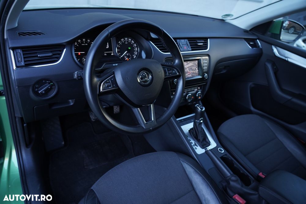 Skoda Octavia 2.0 TDI DSG Style - 9