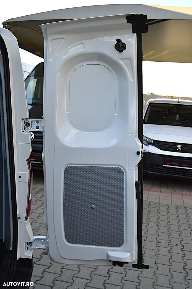 Maxus DELIVER 3 L2 H1 50KW - 34