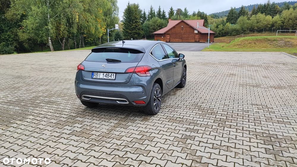 Citroën DS4 1.6 HDi SoChic - 4