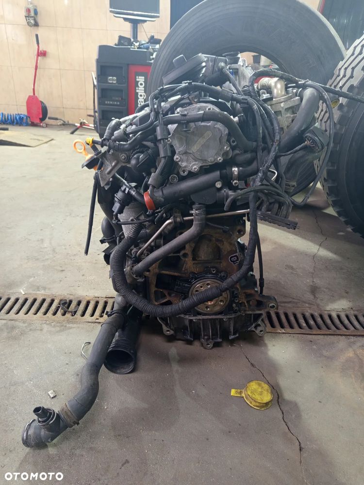 SILNIK VOLKSWAGEN 1,9 TDI - 6