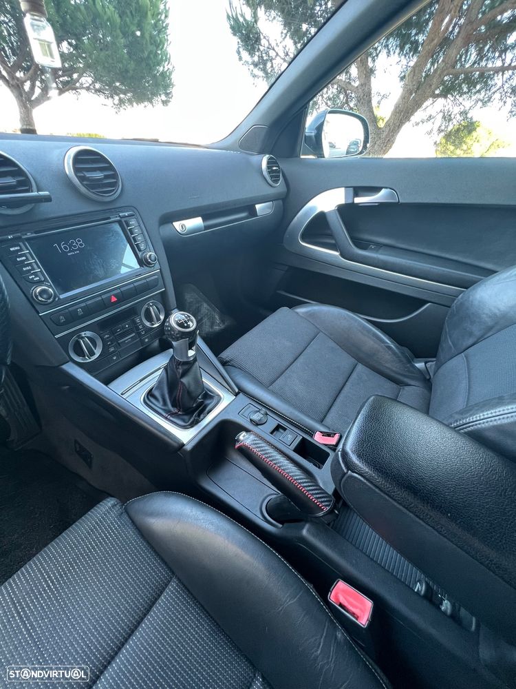 Audi A3 Cabrio 1.6 TDi S-line - 19