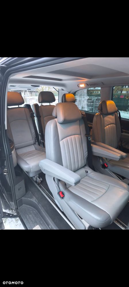 Mercedes-Benz Viano - 13