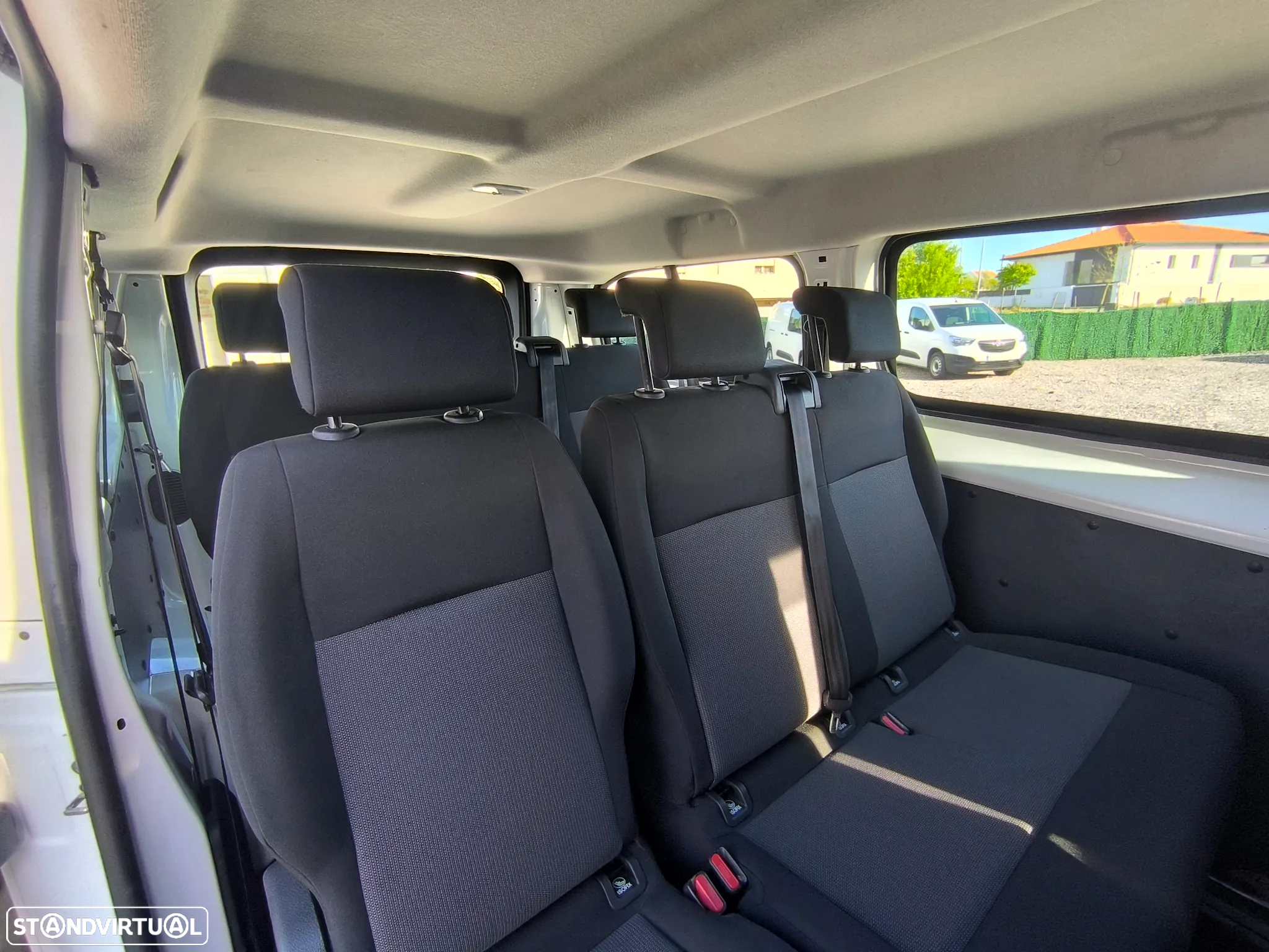 Peugeot Traveller 1.5 BlueHDi L3H1 Long - 18
