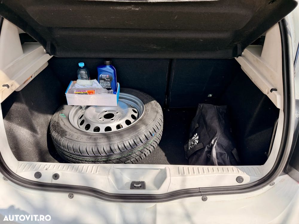 Dacia Sandero 1.0 SCe Ambiance - 11