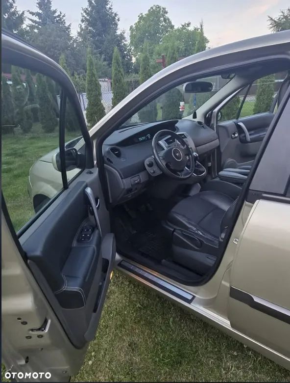 Renault Scenic - 2