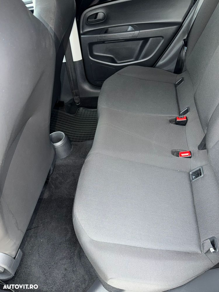 Volkswagen up! - 4