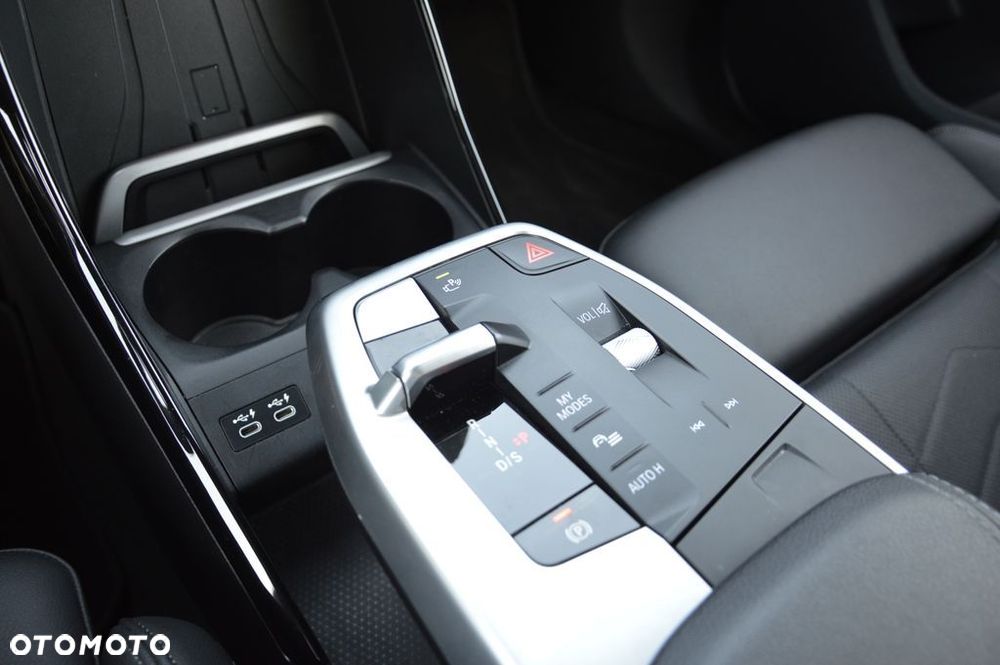 BMW Seria 2 218d GT Sport - 18