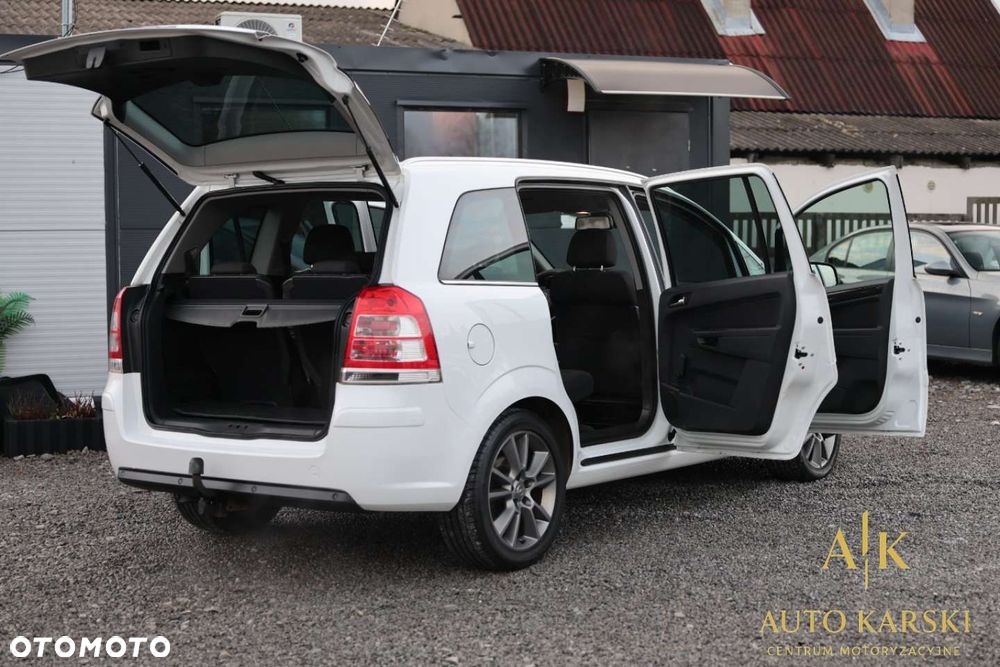 Opel Zafira - 20