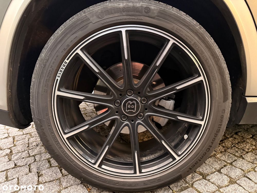 Mercedes-Benz GLS - 11