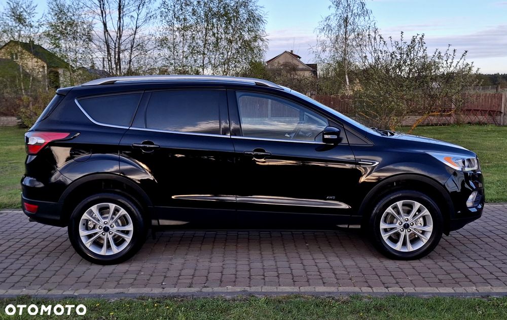 Ford Kuga 2.0 TDCi 2x4 Titanium - 10