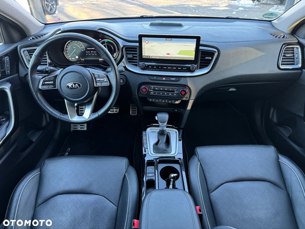 Kia Ceed 1.6 GDI PHEV Business Line DCT - 23