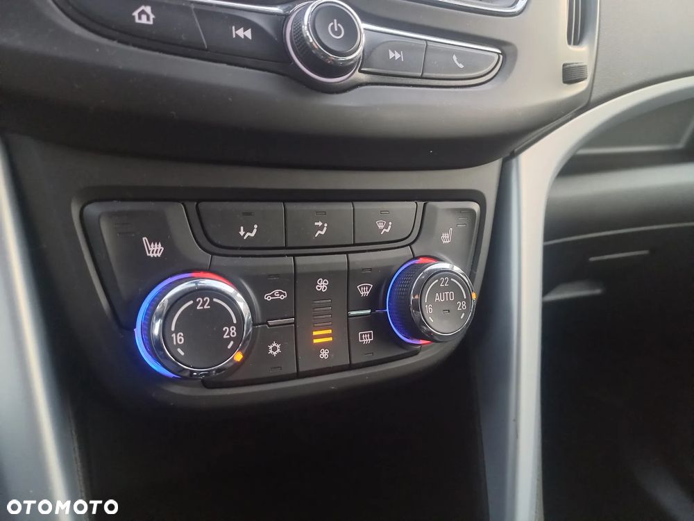 Opel Zafira - 27