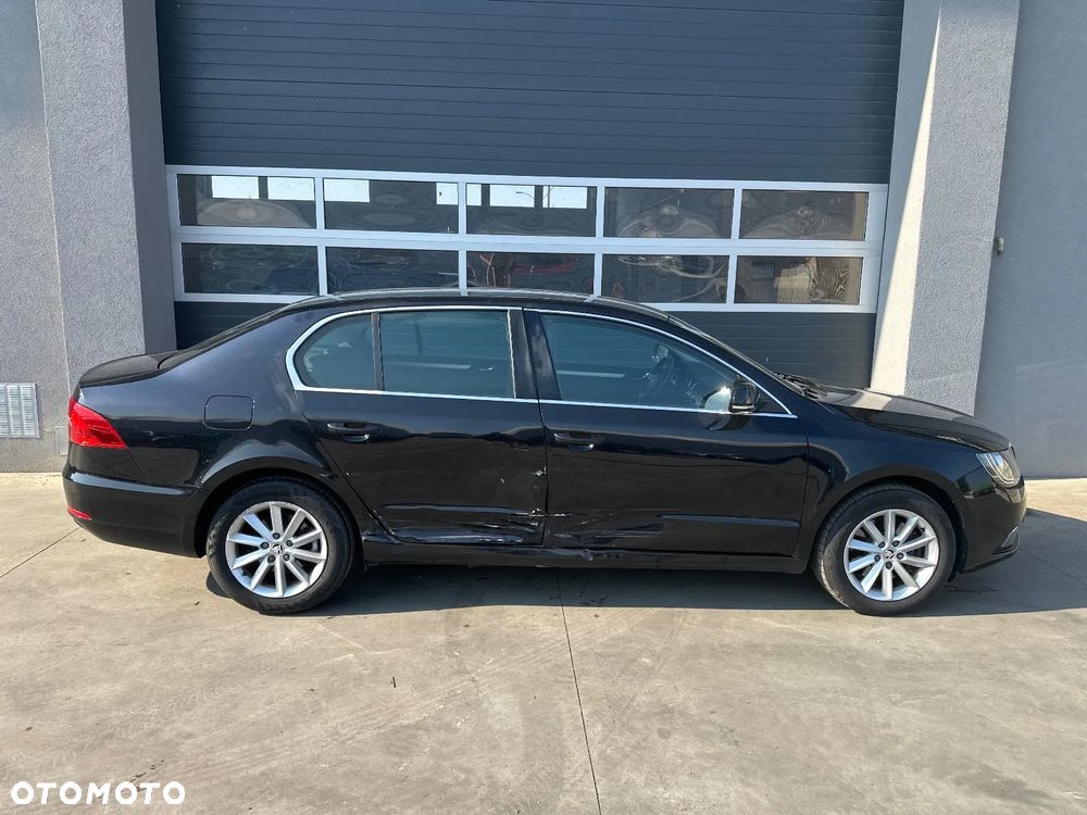 Skoda Superb 2.0 TDI Ambition - 3