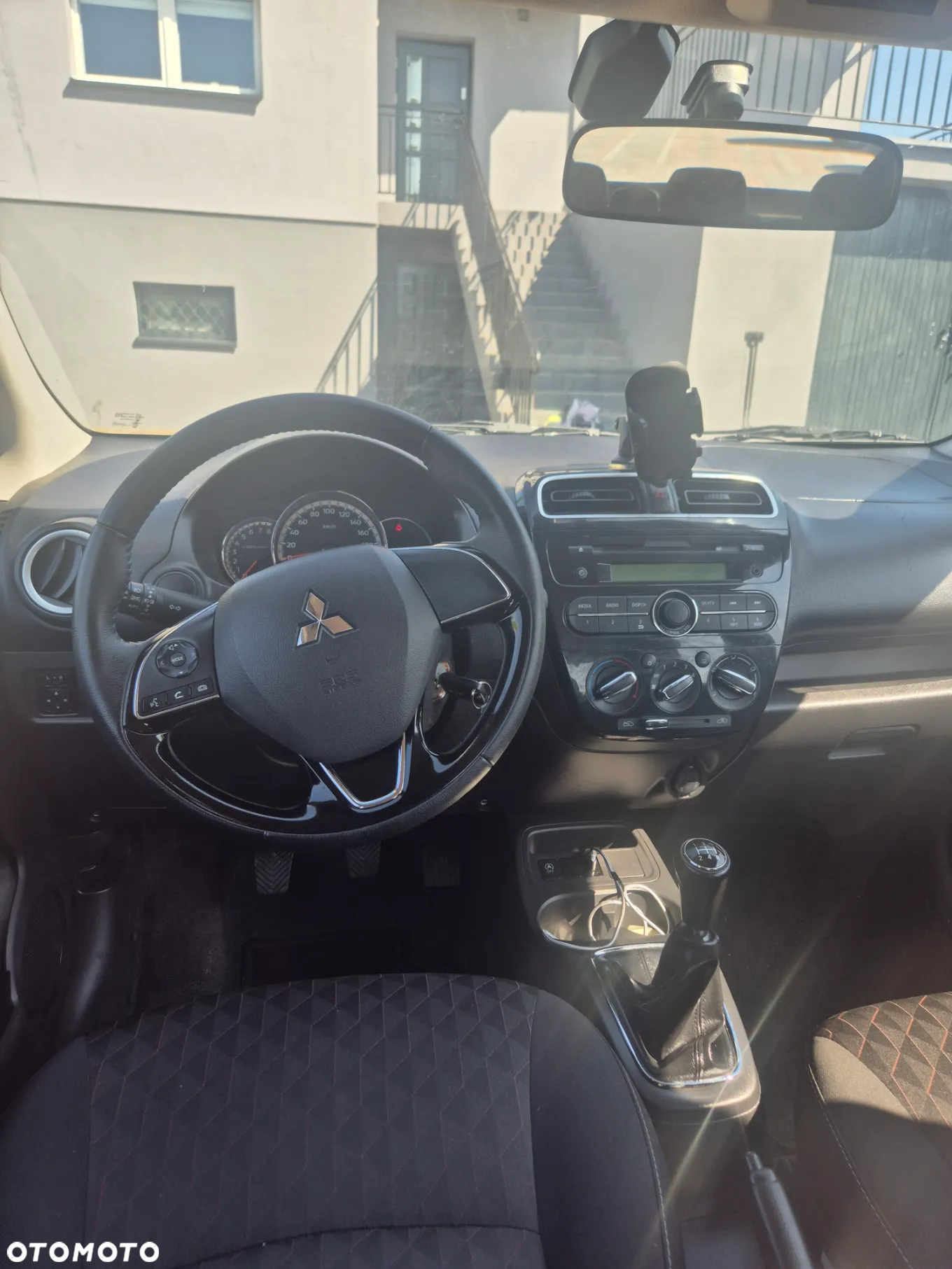 Mitsubishi Space Star 1.2 AS&G Invite - 10