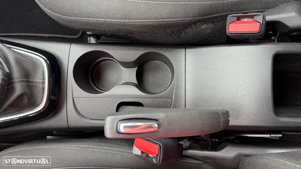 Opel Crossland X 1.2 T 2020 - 19