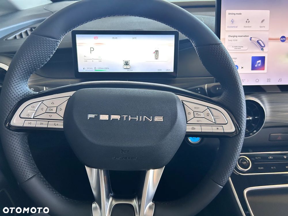 Forthing U Tour 1.5 E-CVT - 10