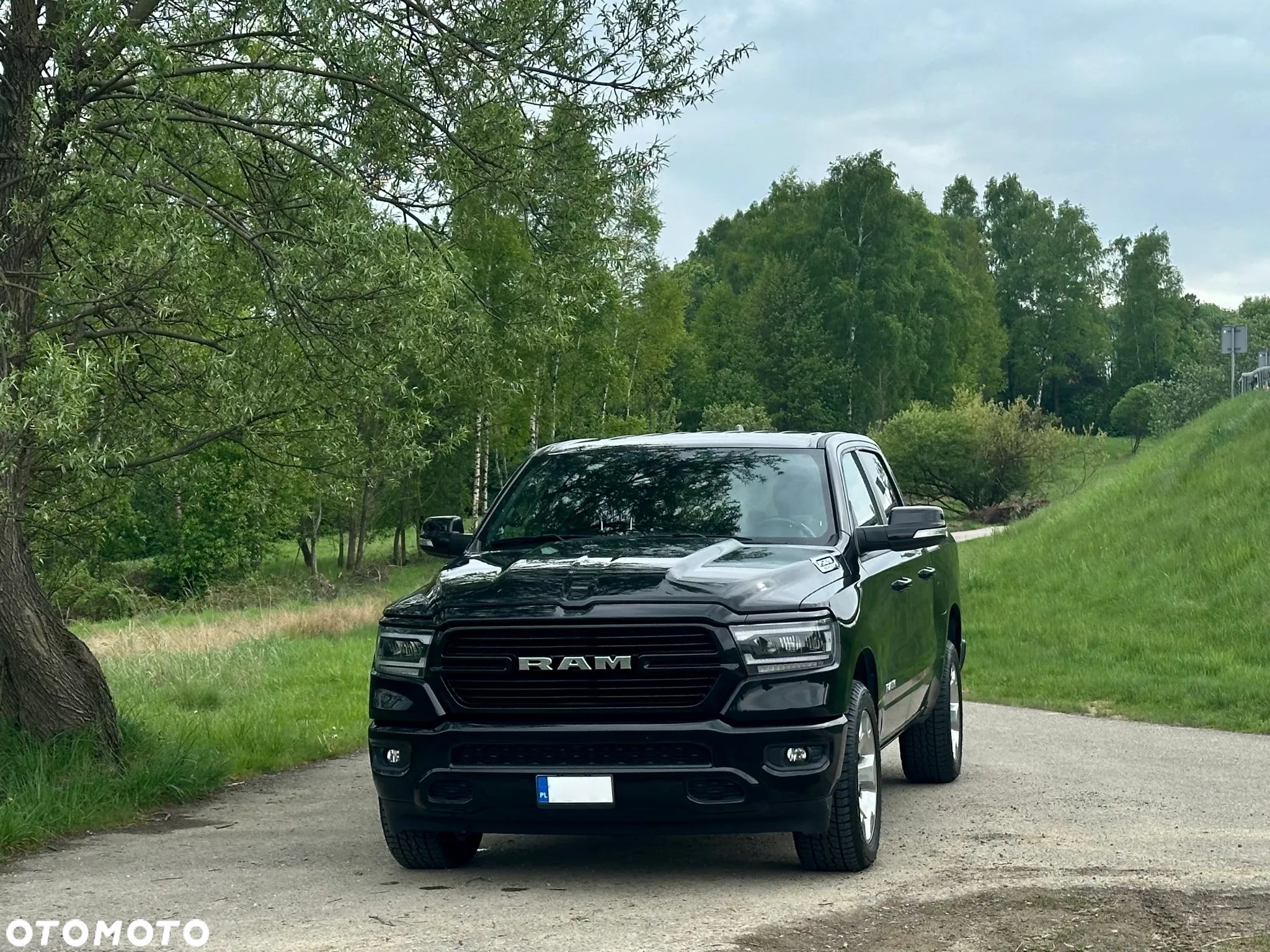 RAM 1500 Crew Cab Shortbed Bighorn - 1