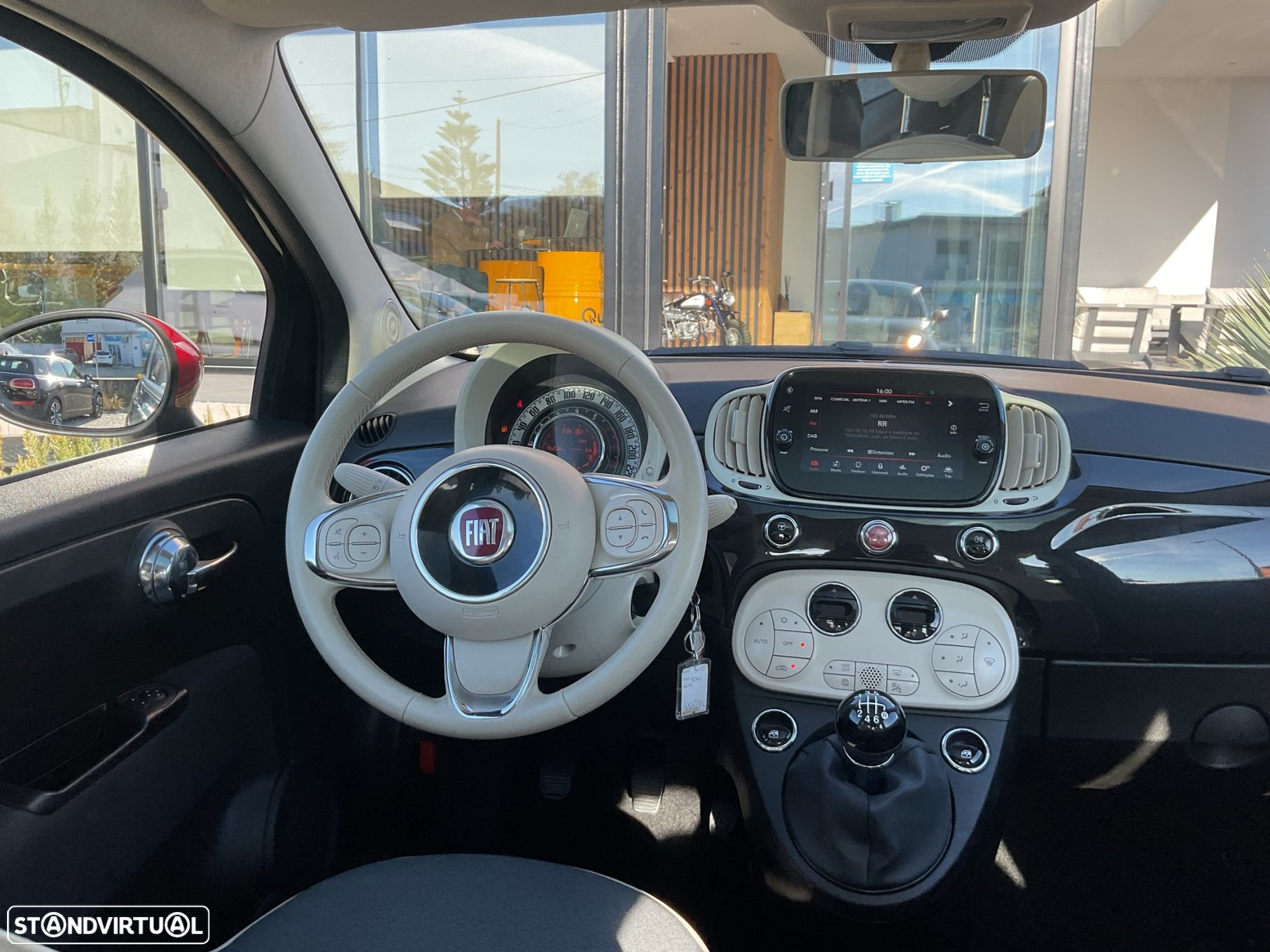 Fiat 500 1.0 Hybrid Lounge - 26