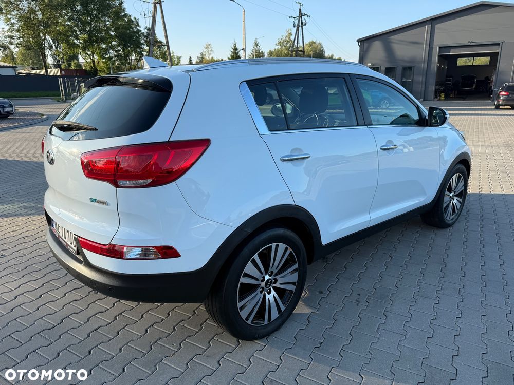 Kia Sportage 1.7 CRDI 2WD Dream-Team Edition - 12