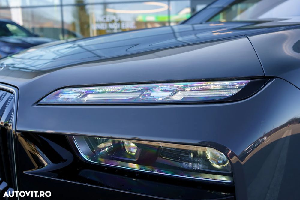 BMW Seria 7 750e xDrive AT PHEV - 23