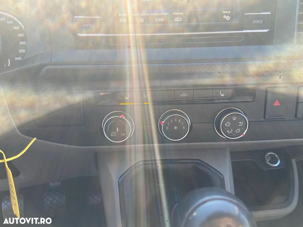 Volkswagen Transporter T6.1 - 36