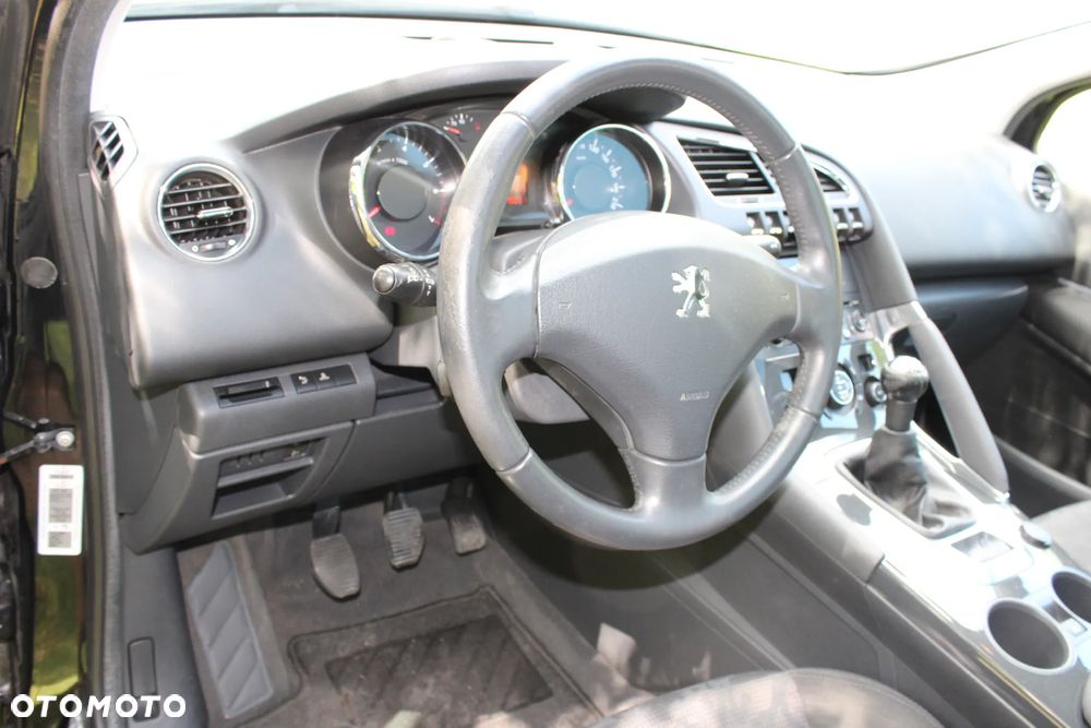 Peugeot 3008 1.6 Premium - 12