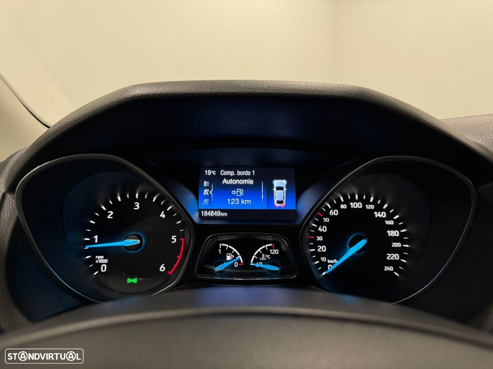 Ford Focus SW 1.5 TDCi Titanium - 41