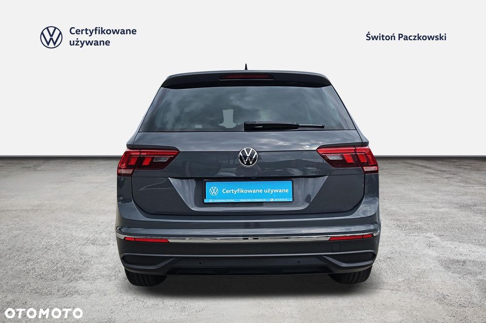 Volkswagen Tiguan - 4